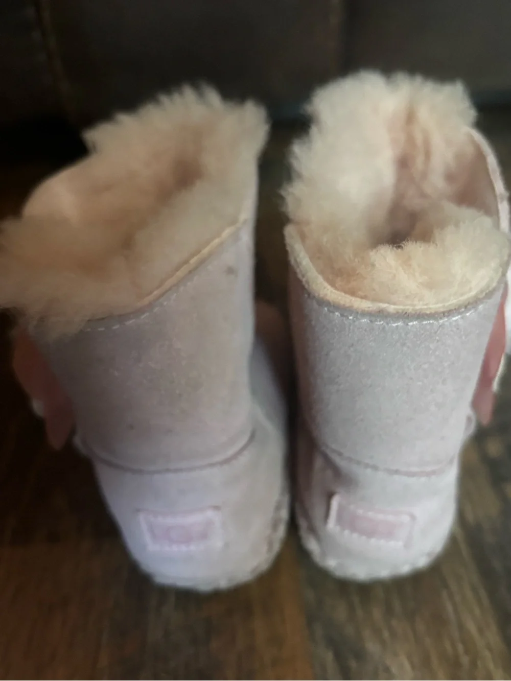 UGG light pink Sherpa lined boots toddler size 4/5